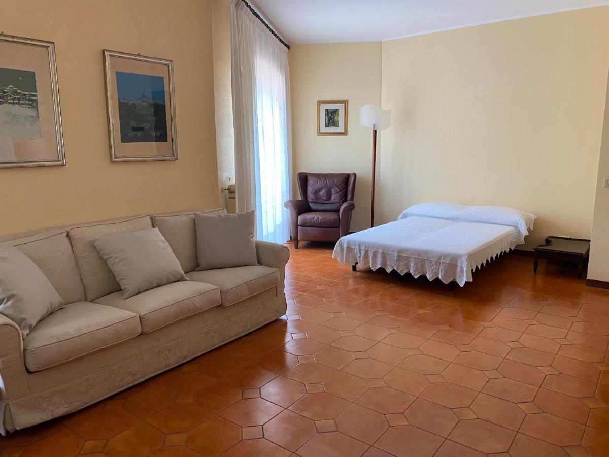 Av Apartment Aci Castello Exterior foto